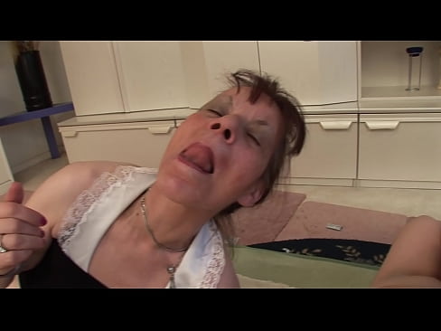 ❤️ Twee oumas en een oupa het 'n drietal ❤ Harde pornografie by ons af.xxxnd.ru